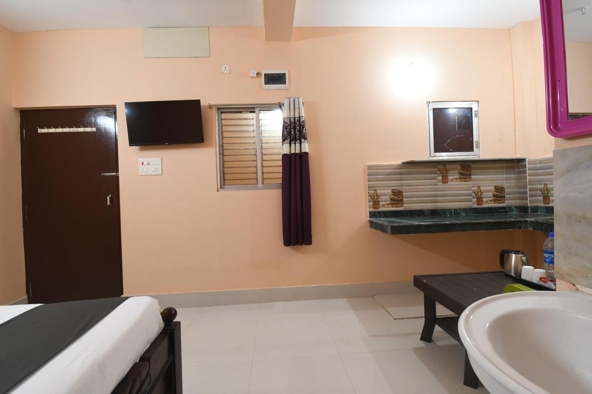 Villa Radha Krishna Niwas 100 Meters From Puri Jagannath Temple Exterior foto
